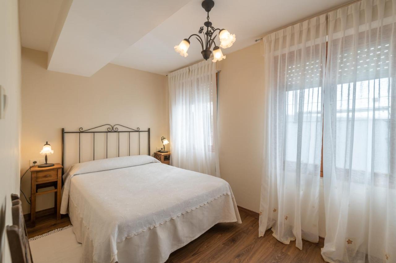 Pria, Apartamento En Рибадесела Екстериор снимка